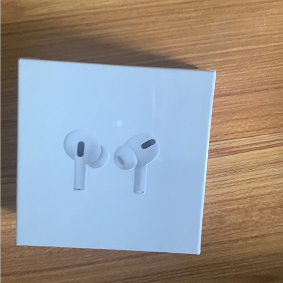 Apple AirPod pros - Picture 2 of 5